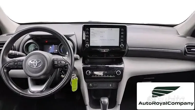 Usata Toyota Yaris Cross Active 116 CV (85 kW) 2022 Grigio SUV