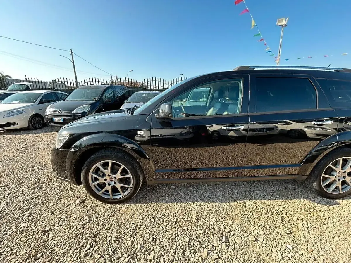 Usata Fiat Freemont Lounge 169 CV (124 kW) 2012 Nero SUV