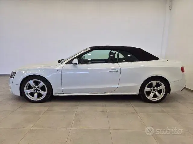 Usata Audi A5 Cabriolet S-Line 190 CV (139 kW) 2015 Bianco Cabrio