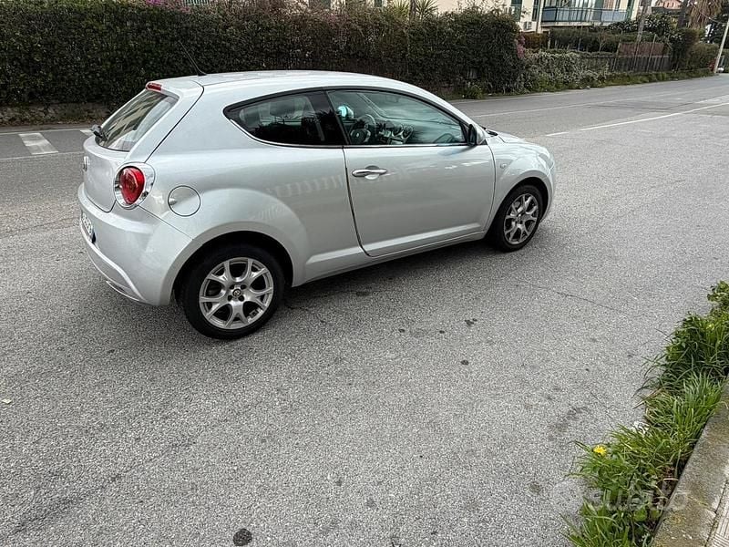 Usata Alfa Romeo MiTo 120 CV (88 kW) 2011 Grigio Utilitaria