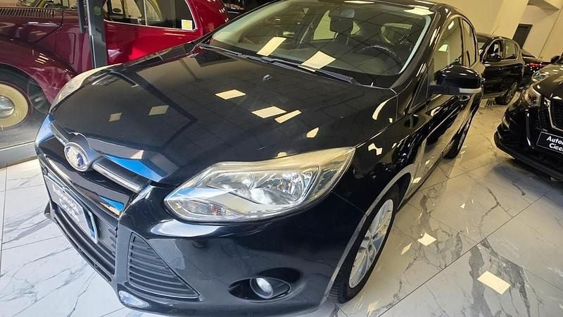 Usata Ford Focus Titanium 115 CV (84 kW) 2012 Grigio Monovolume