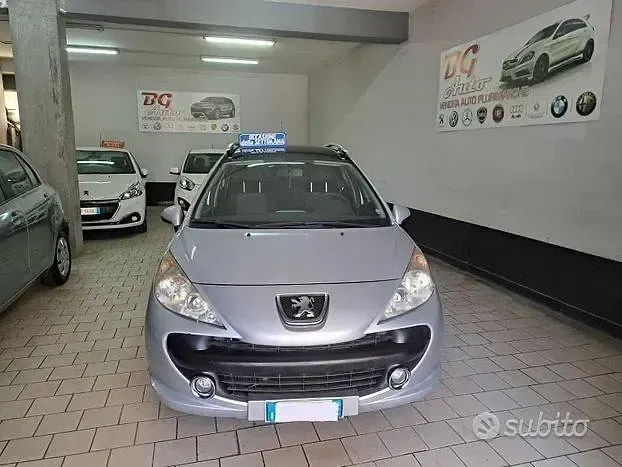 Usata Peugeot 207 109 CV (80 kW) 2008 Nero Station wagon