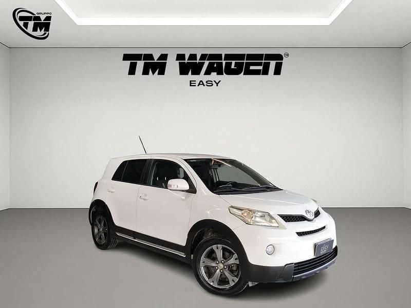 Usata Toyota Urban Cruiser Luxury 101 CV (74 kW) 2010 Bianco Utilitaria