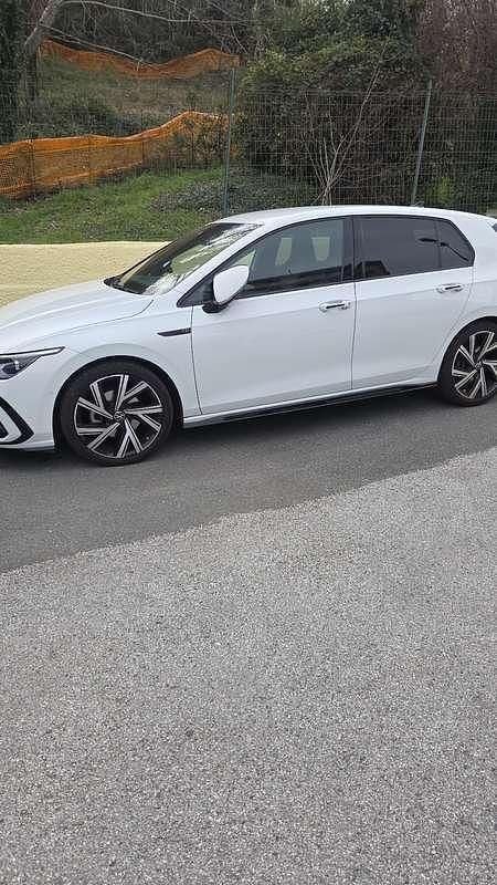 Usata VW Golf VIII R-line 150 CV (110 kW) 2020 Berlina