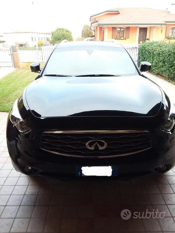 Usata Infiniti Fx30 238 CV (175 kW) 2011 Nero SUV