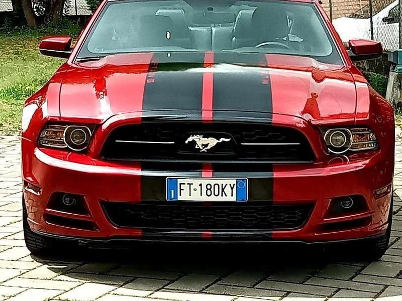 Usata Ford Mustang 305 CV (224 kW) 2014 Rosso Coupé