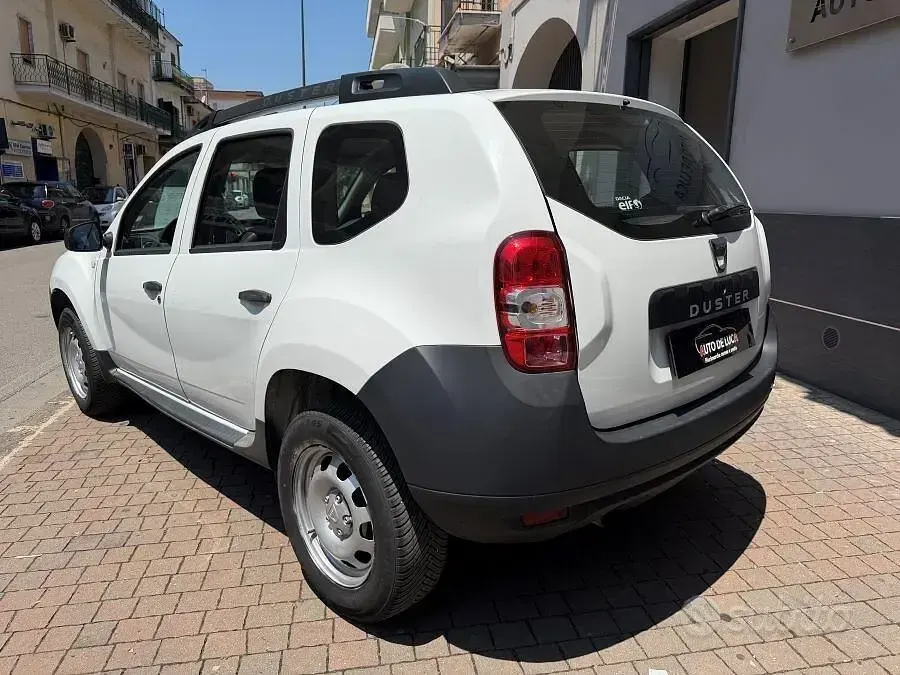 Usata Dacia Duster Prestige 90 CV (66 kW) 2016 Bianco SUV
