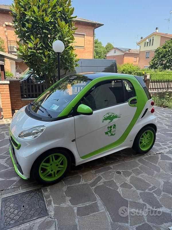 Usata Smart ForTwo Coupé 84 CV (61 kW) 2014 Utilitaria