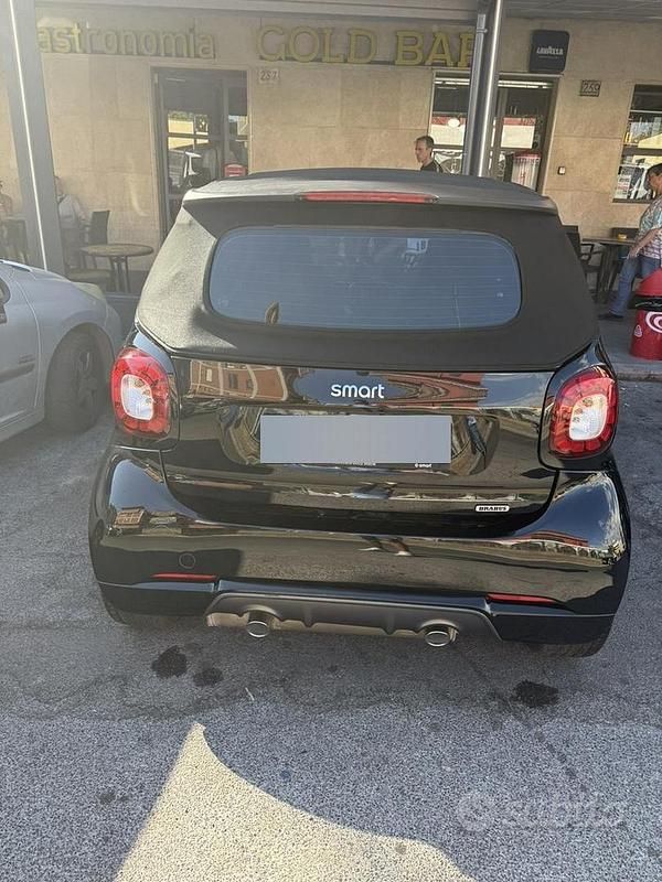 Usata Smart ForTwo Cabrio Brabus Xclusive 109 CV (80 kW) 2018 Nero Cabrio