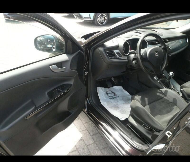 Usata Alfa Romeo Giulietta 105 CV (77 kW) 2014 Utilitaria