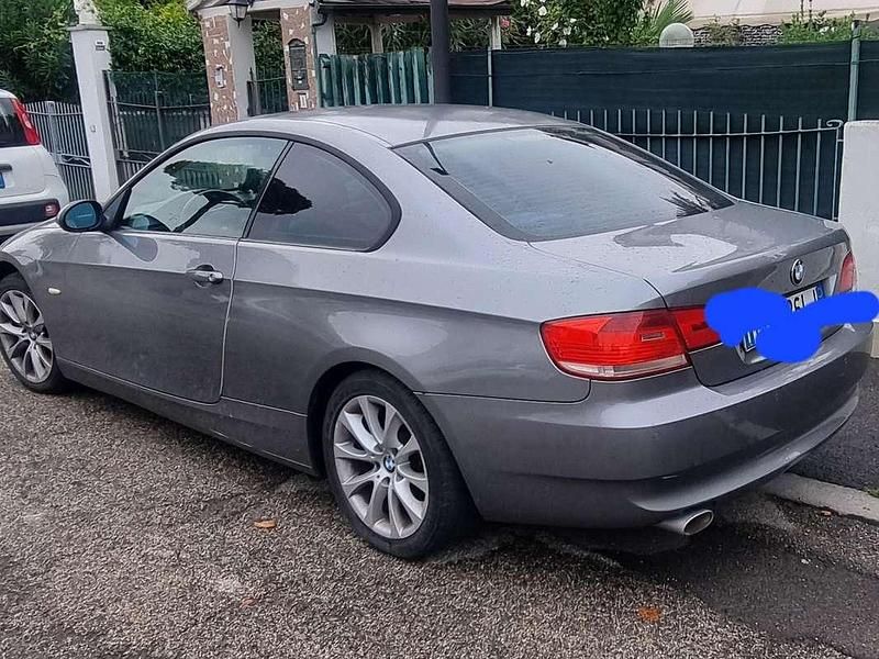 Usata BMW 320 M Sport 177 CV (130 kW) 2007 Grigio Coupé