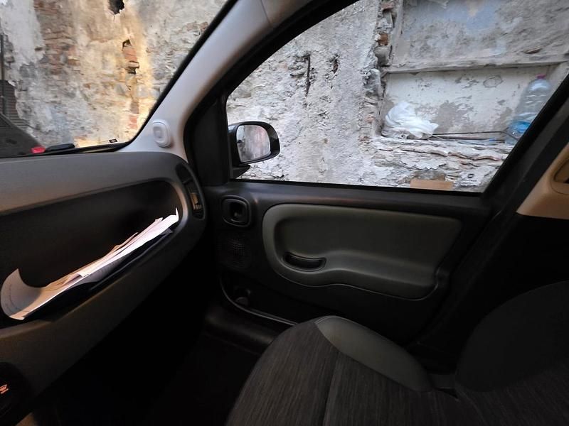 Usata Fiat Panda 4x4 S 95 CV (69 kW) 2016 Grigio Utilitaria