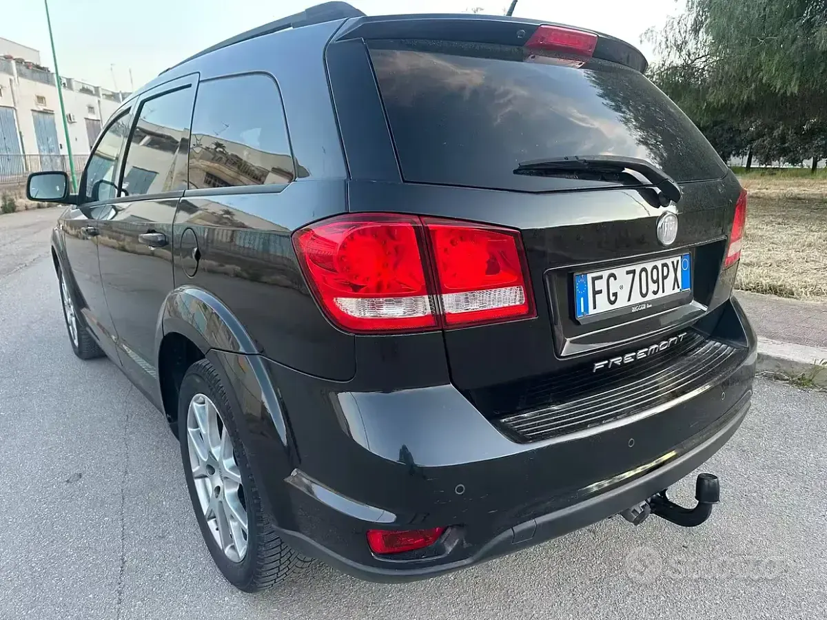 Usata Fiat Freemont 140 CV (102 kW) 2012 SUV