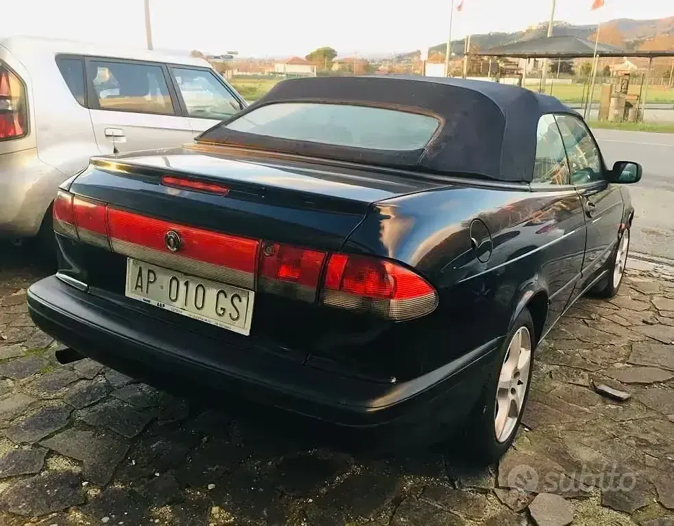 Usata Saab 900 131 CV (96 kW) 1997 Blu Berlina