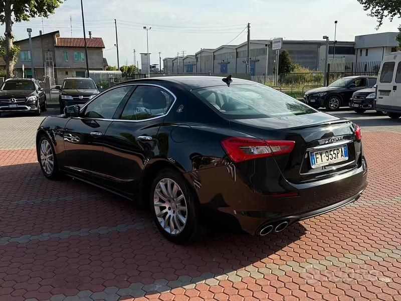 Usata Maserati Ghibli 250 CV (183 kW) 2019 Nero Berlina