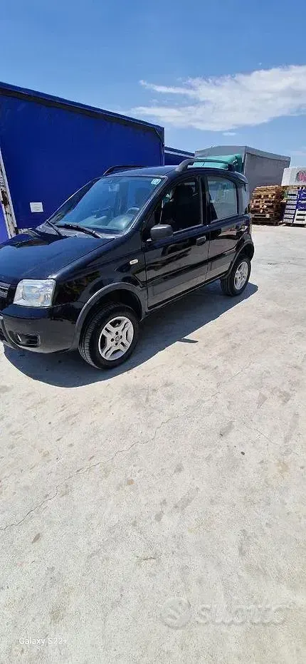 Usata Fiat Panda 4x4 69 CV (50 kW) 2008 Nero Utilitaria