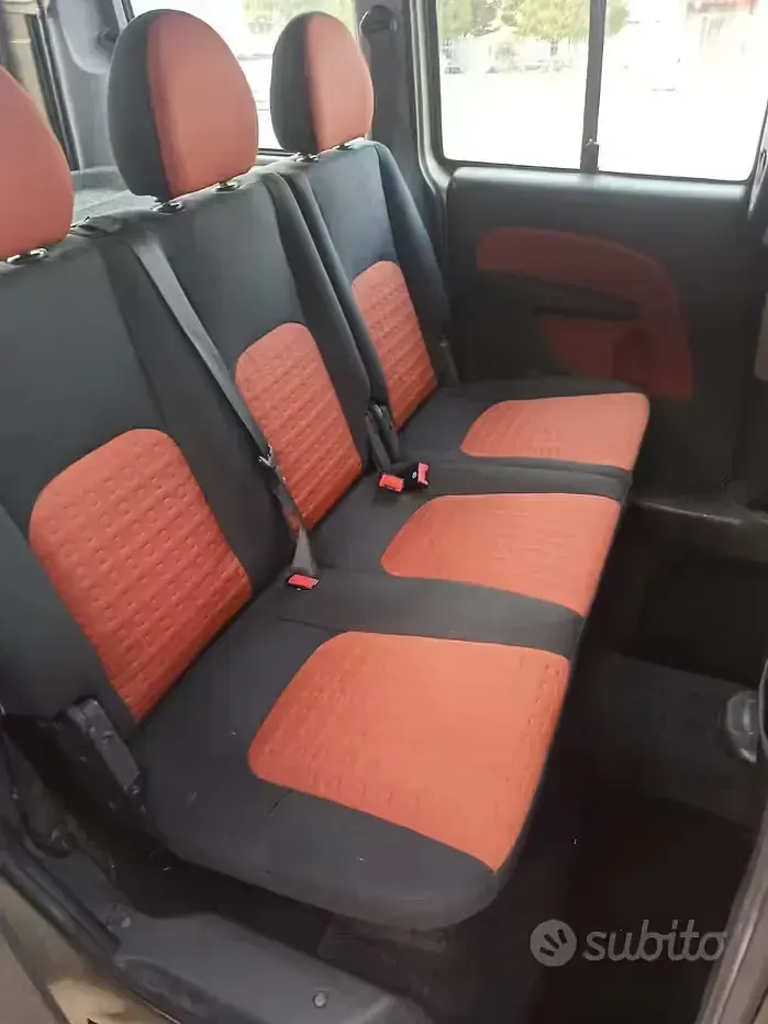 Usata Fiat Doblò 120 CV (88 kW) 2007 Monovolume