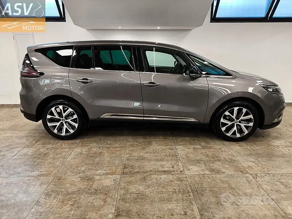 Usata Renault Espace Intens 160 CV (117 kW) 2017 Grigio Monovolume