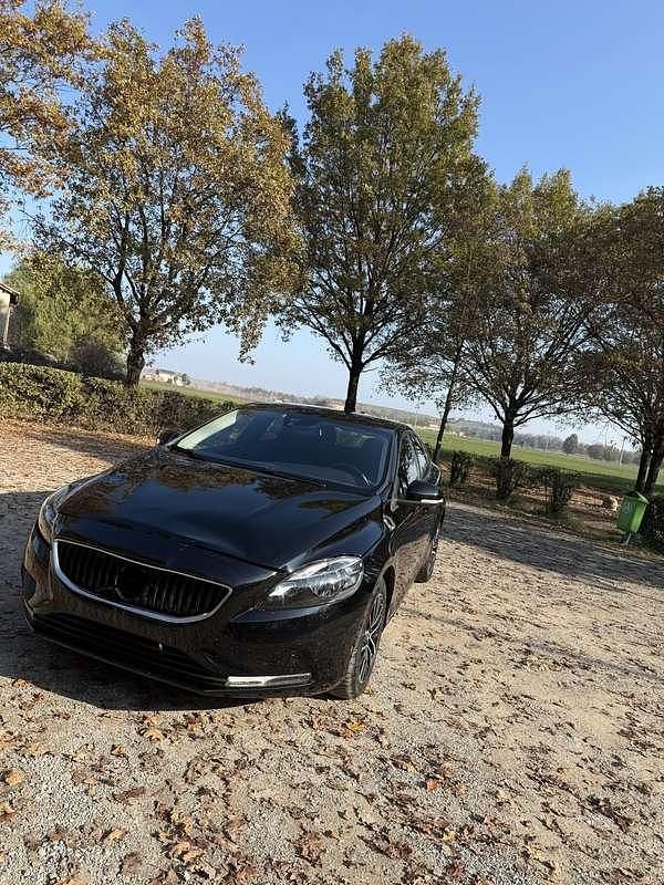 Usata Volvo V40 Kinetic 120 CV (88 kW) 2018 Berlina