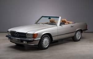Usata Mercedes 560 230 CV (169 kW) 1987 Argento Cabrio