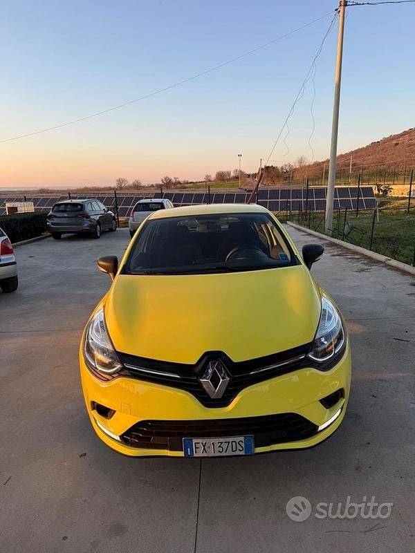 Usata Renault Clio IV Intens 75 CV (55 kW) 2019 Giallo Berlina