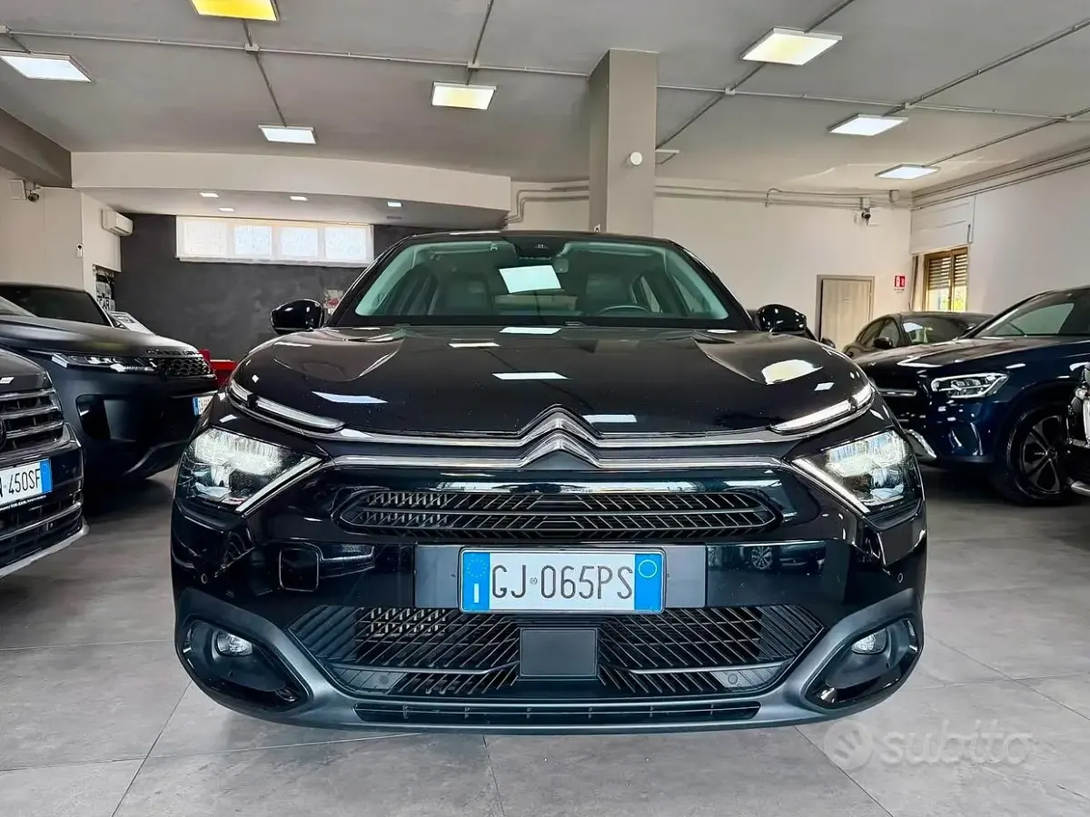 Usata Citroën C4 Shine 131 CV (96 kW) 2022 Nero Coupé