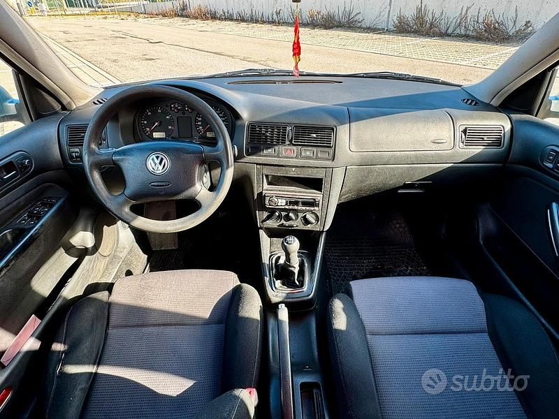 Usata VW Golf IV 130 CV (95 kW) 2000