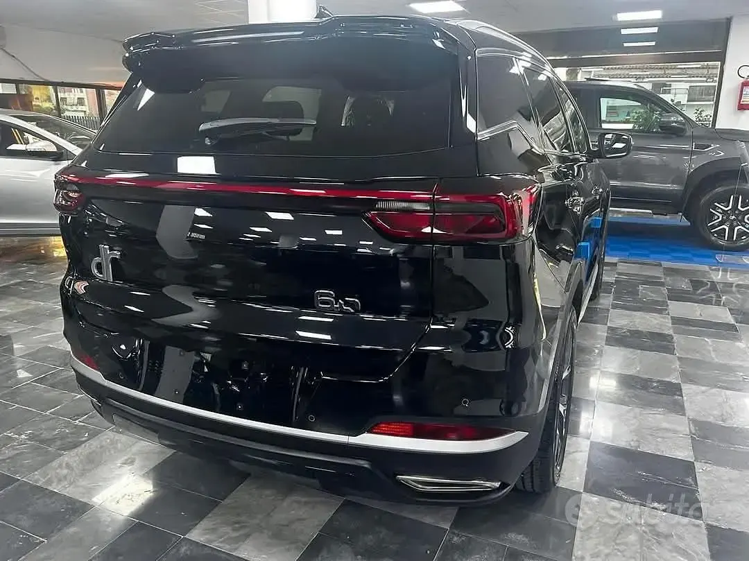 Usata DR DR 6.0 186 CV (136 kW) 2025 Nero SUV