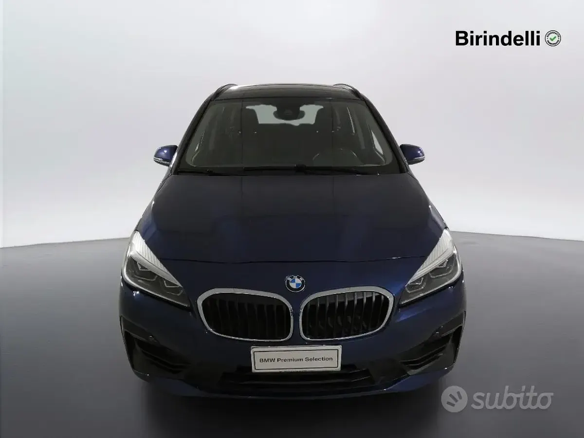 Usata BMW 218 Gran Tourer 150 CV (110 kW) 2021 Phytonic blau metallic Monovolume