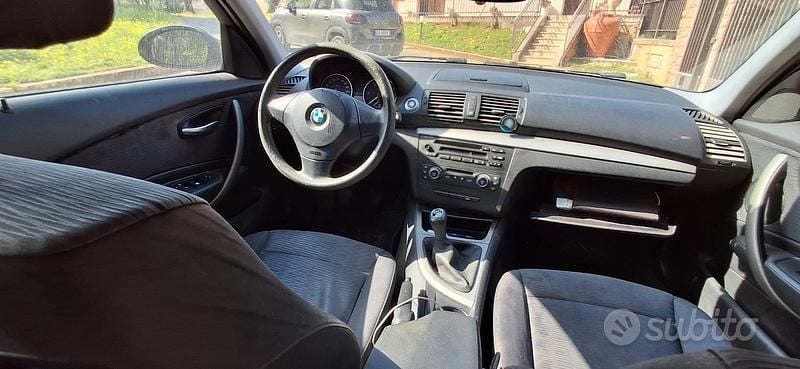 Usata BMW 116 2009 Nero Utilitaria