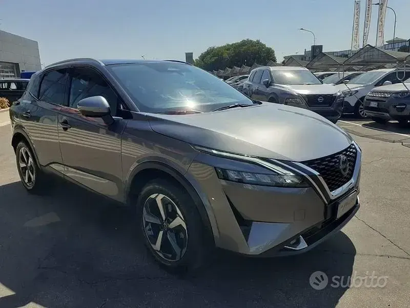 Usata Nissan Qashqai N-Connecta 140 CV (102 kW) 2023 Grigio SUV
