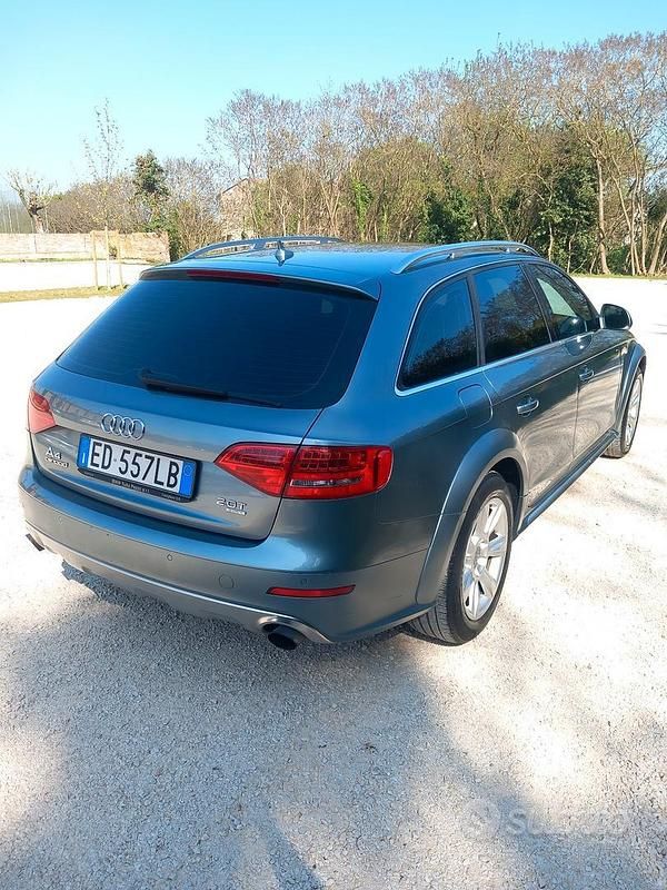 Usata Audi A4 211 CV (155 kW) 2010 Grigio Berlina