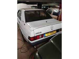 Usata Mercedes 190 72 CV (52 kW) 1986 Bianco Berlina