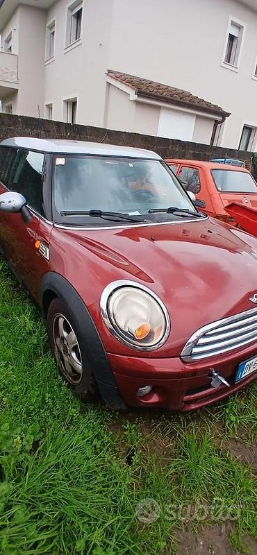 Usata Mini Cooper D Clubman 109 CV (80 kW) 2009 Rosso Station wagon