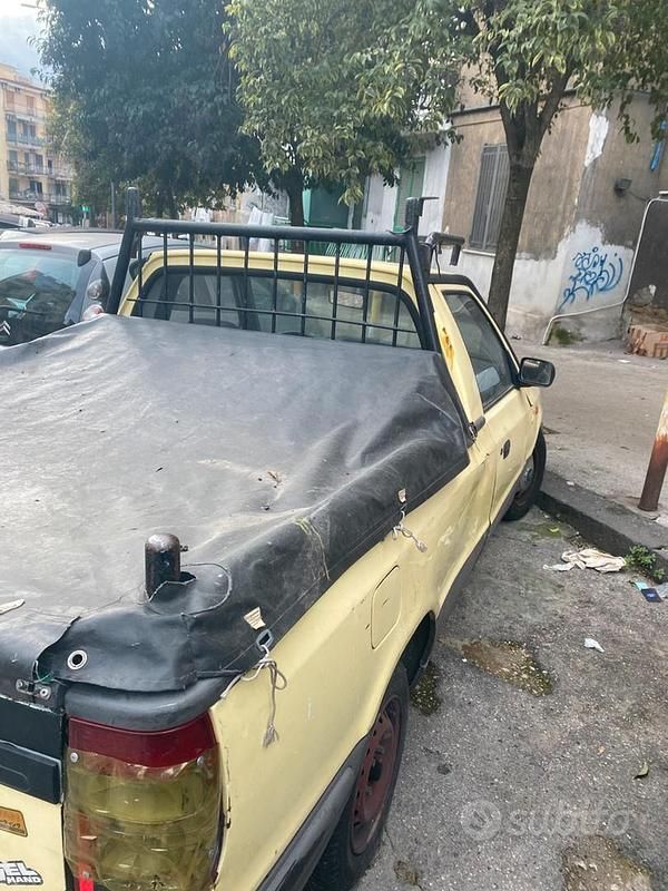 Usata Skoda Pick-up 1996 Giallo Pick-up