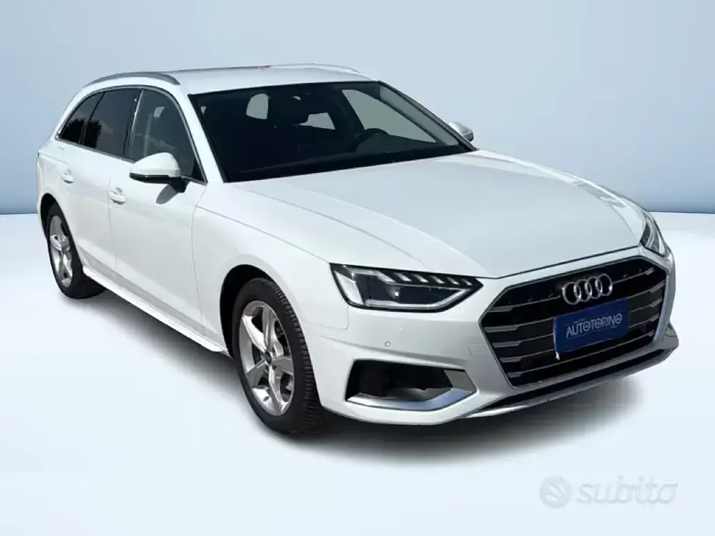 Usata Audi A4 Advanced Plus 163 CV (119 kW) 2022 Grigio Station wagon