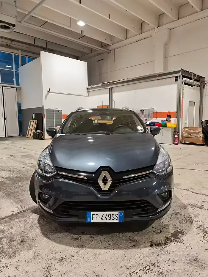 Usata Renault Clio 90 CV (66 kW) 2018 Grigio Station wagon