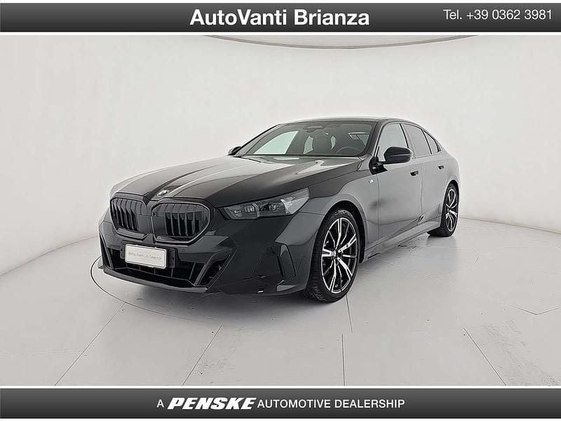 Nero Usata 2025 BMW 520 M Sport Berlina | 56.900 € (Super prezzo) - Immagine 1/3