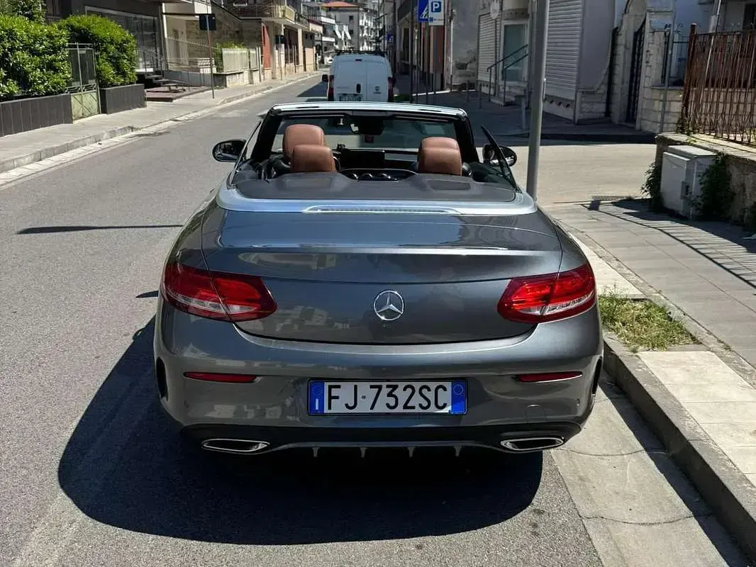 Usata Mercedes C220 Executive 170 CV (125 kW) 2017 Grigio Cabrio