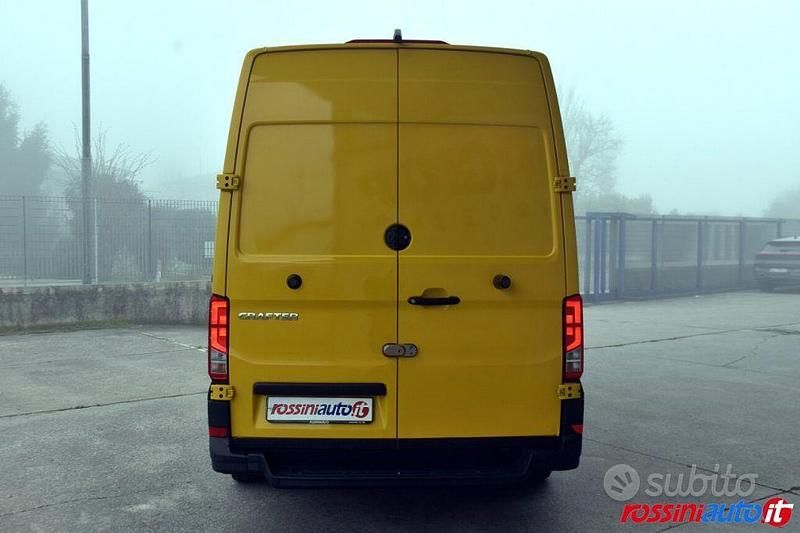 Usata VW Crafter 140 CV (102 kW) 2021 Giallo Furgone