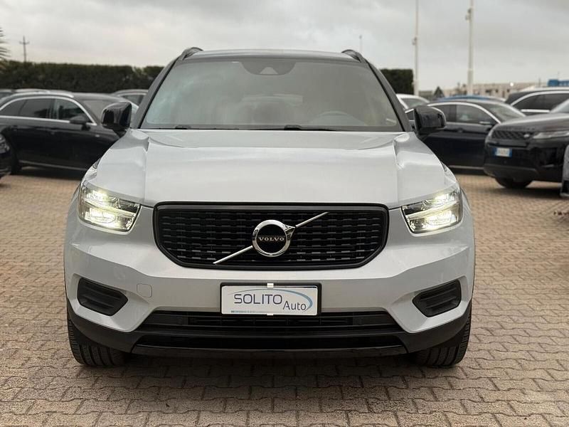Usata Volvo XC40 R-Design 179 CV (131 kW) 2021 Bianco SUV