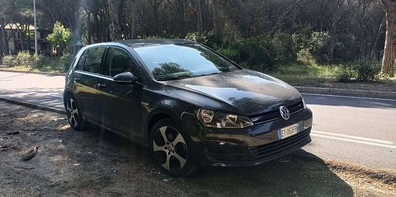 Usata VW Golf VII Trendline 110 CV (80 kW) 2014 Berlina