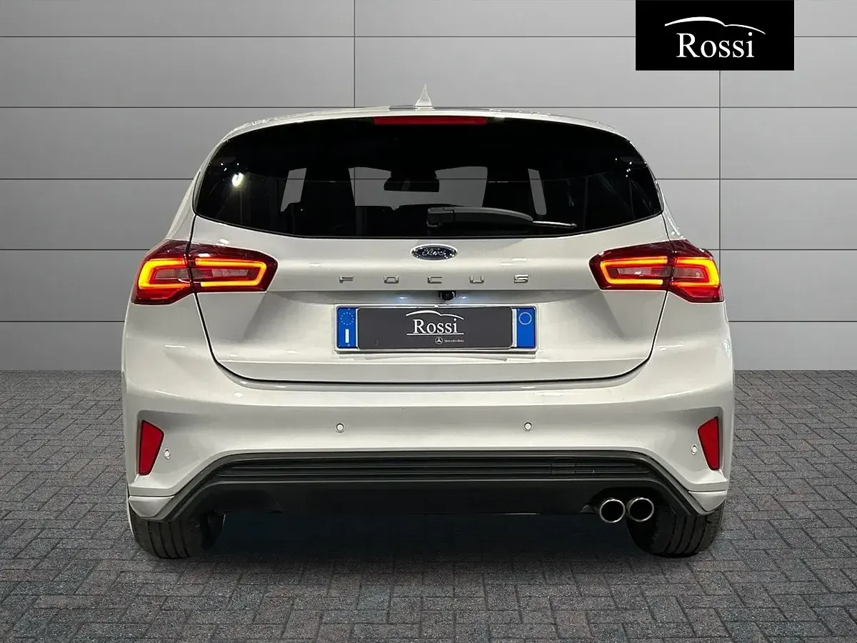 Usata Ford Focus ST-Line 116 CV (85 kW) 2025 Grigio Berlina