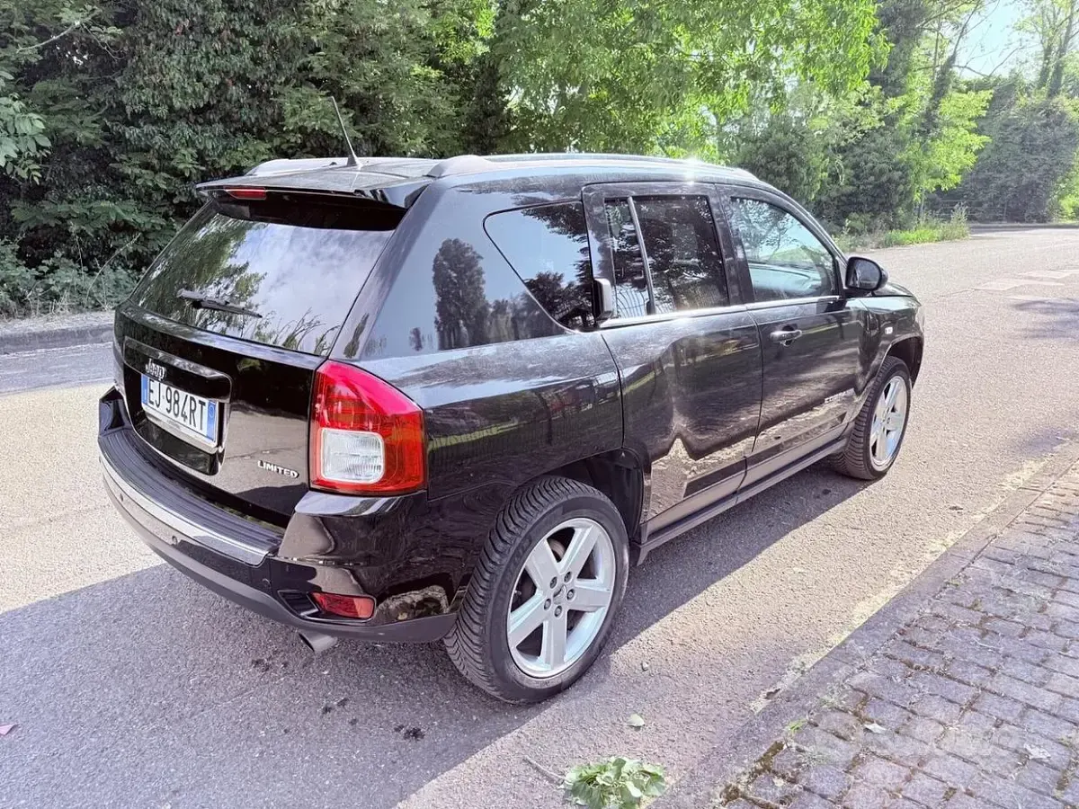 Usata Jeep Compass 163 CV (119 kW) 2011 Blu SUV