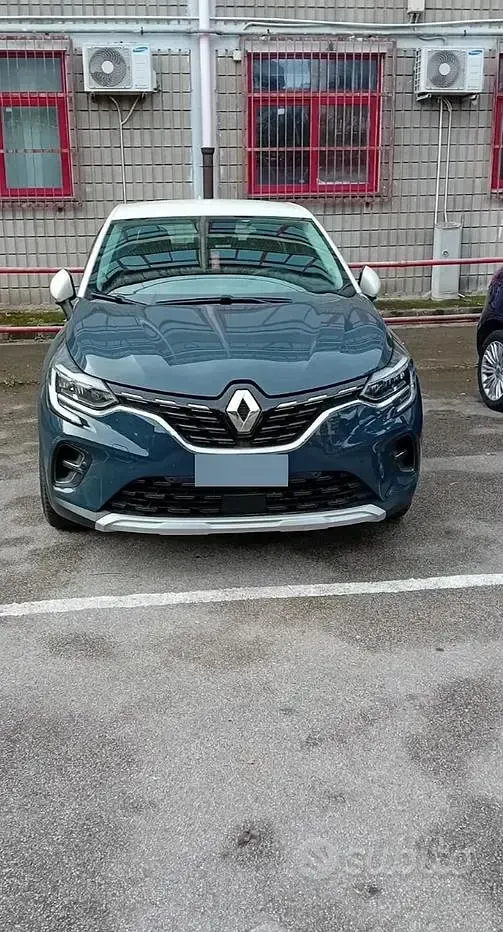 Usata Renault Captur 101 CV (74 kW) 2020 Bluazzurro SUV