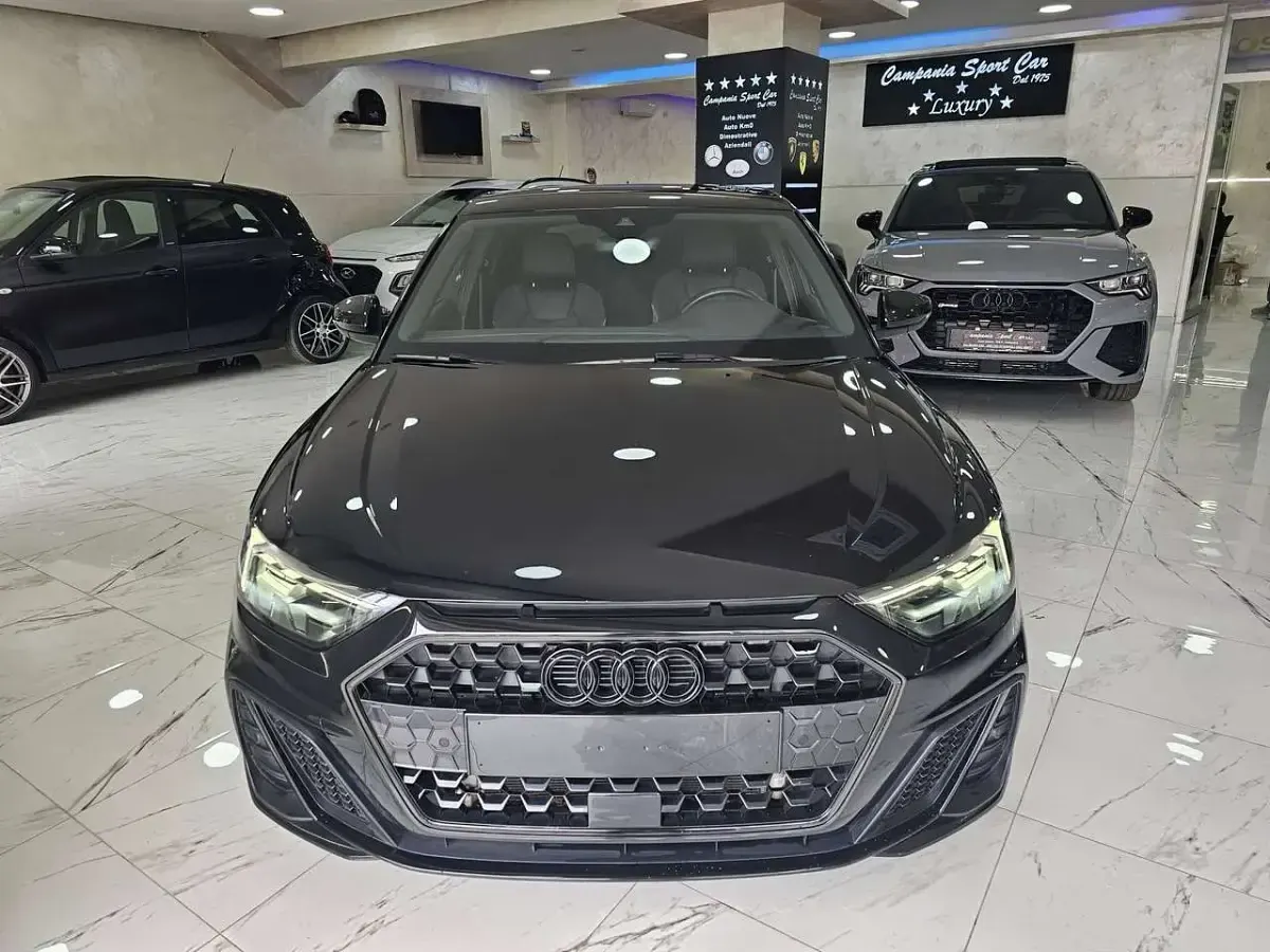 Usata Audi A1 Sportback S-Line 116 CV (85 kW) 2023 Nero mythos metallizzato Utilitaria