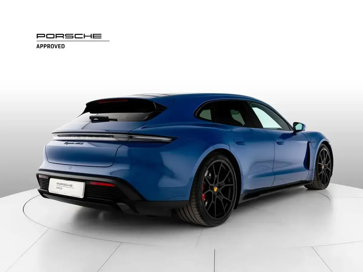 Usata Porsche Taycan Sport Turismo 141 kW (193 CV) 2022 Blu nettuno Berlina