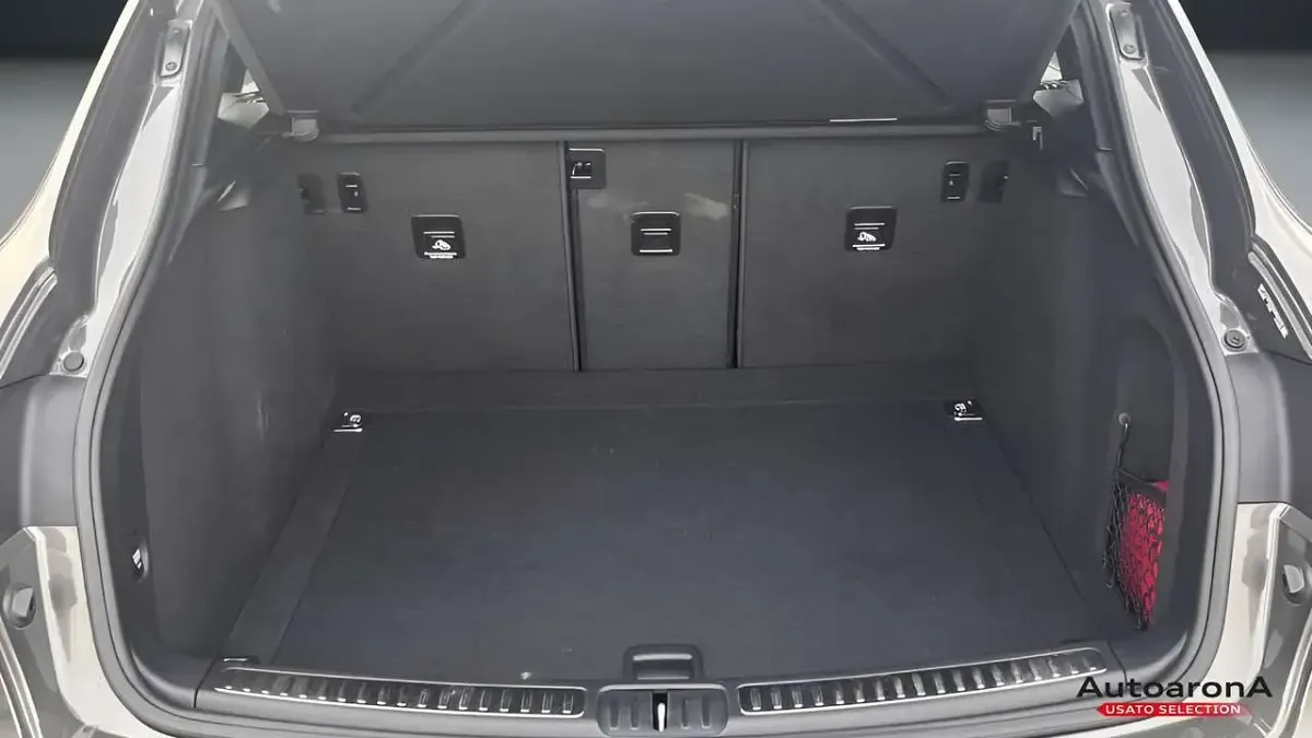 Usata Porsche Macan 250 CV (183 kW) 2015 Grigio SUV