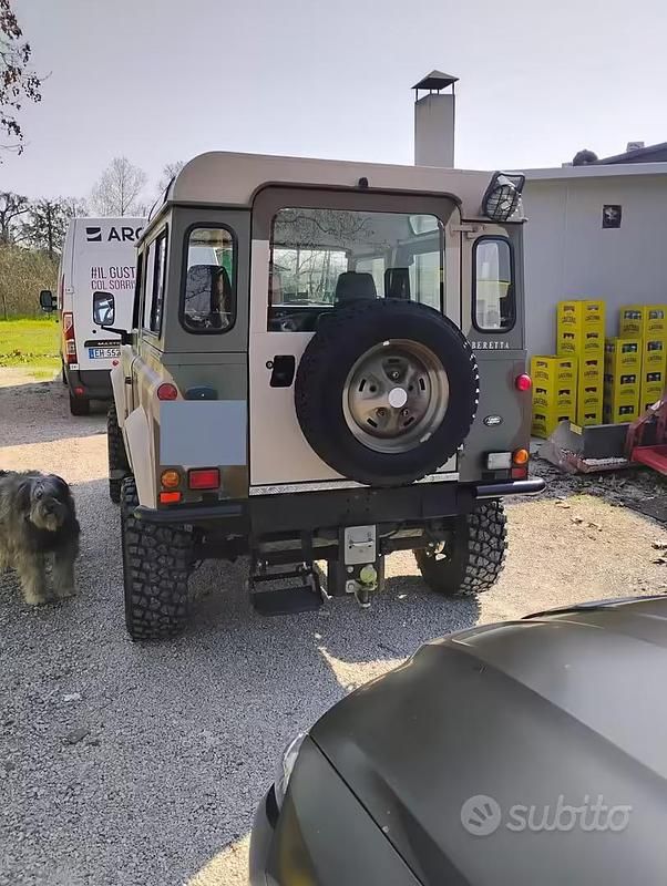 Usata Land Rover Defender 2008 Verde Berlina