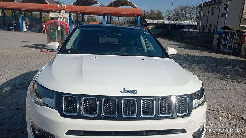 Usata 2018 Jeep Compass SUV | 18.500 € - Immagine 1/4